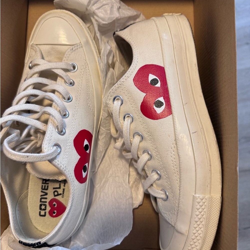 Comme des Garcons White and Red Sneakers
